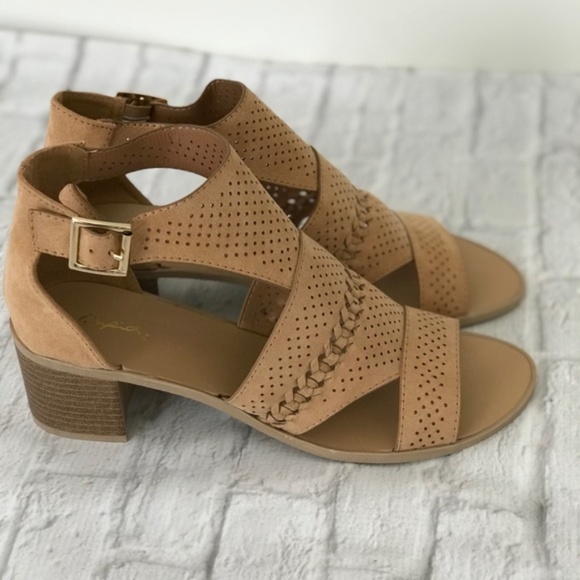 Tan Wedges - Picture 4 of 4